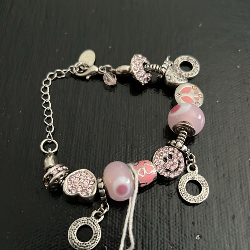 NEW Undee Bandz Charm Bracelet